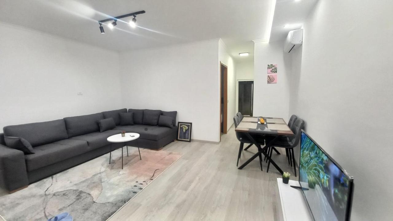 Flowers Apartman